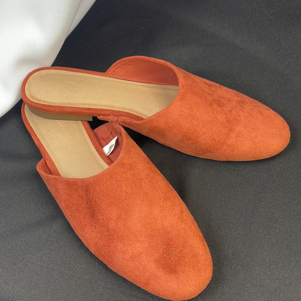 Universal Thread Flat Cognac Color Hint Of Orange… - image 2